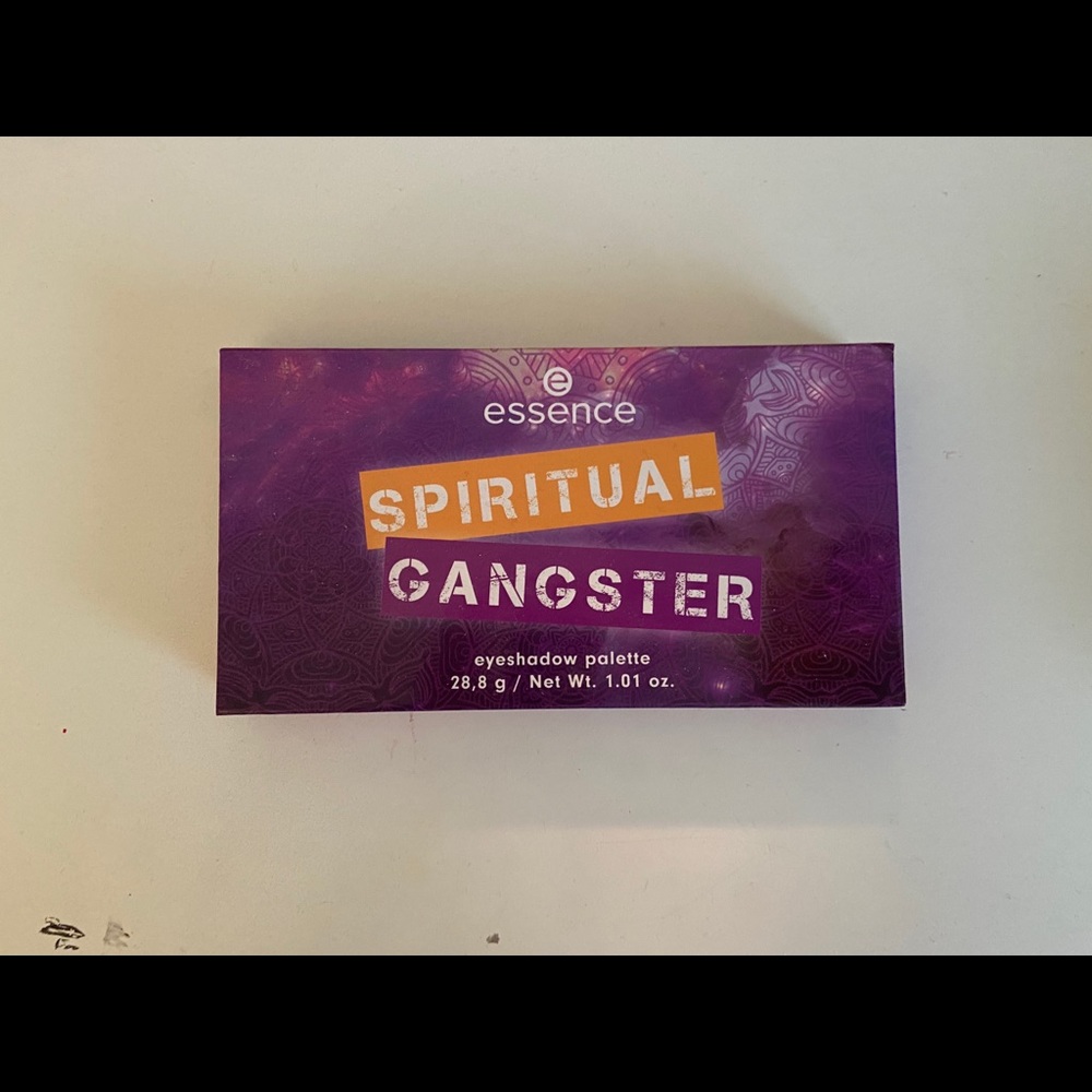 Essence Spiritual Gangster Eyeshadow Palette